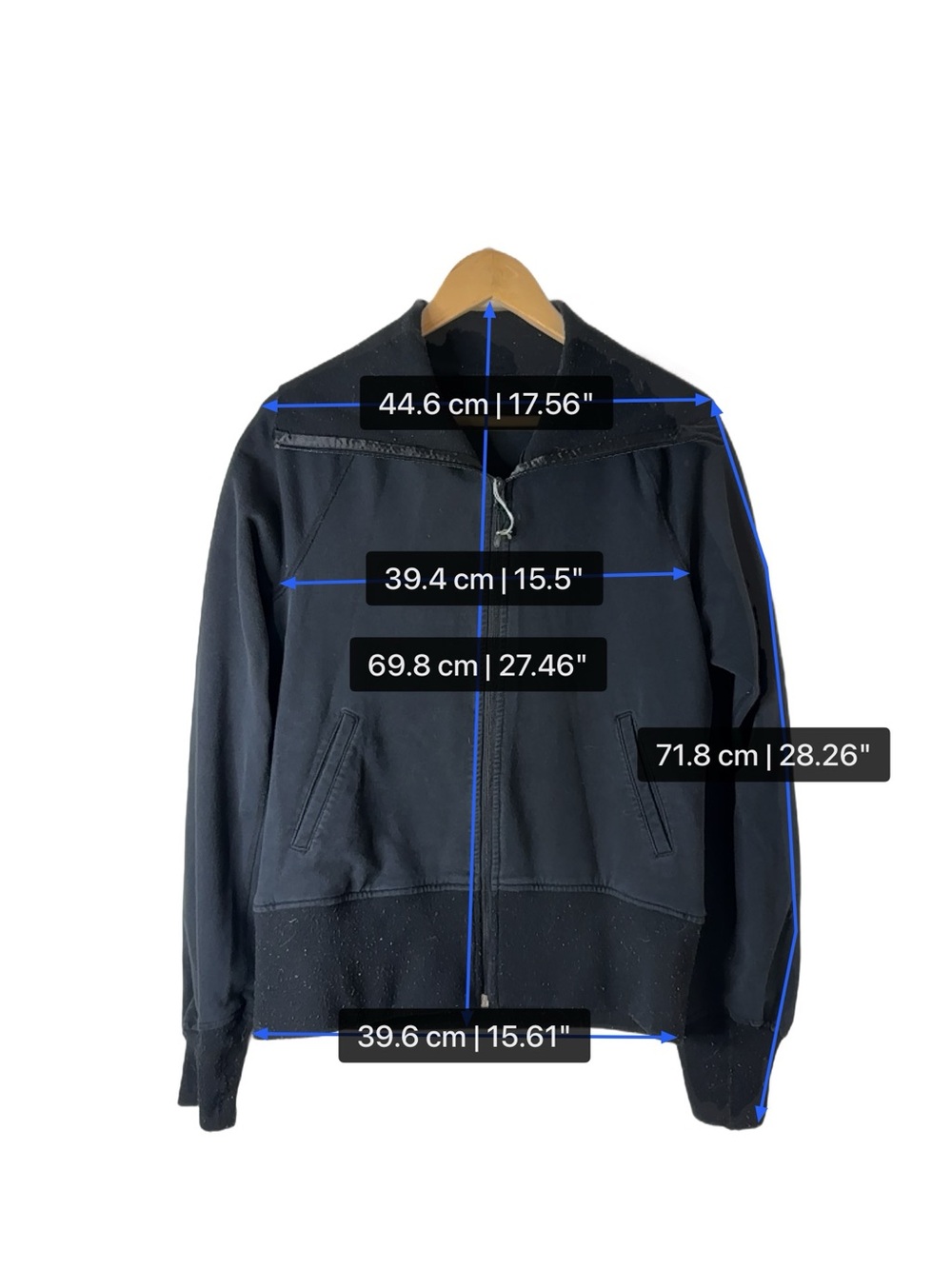 Black Lululemon Full Zip Long Sleeve Jacket - Picture 2 of 11